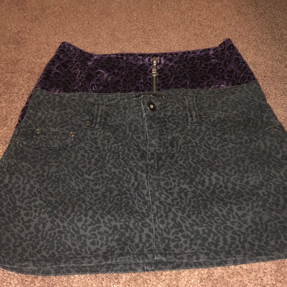 leopard print mini skirts